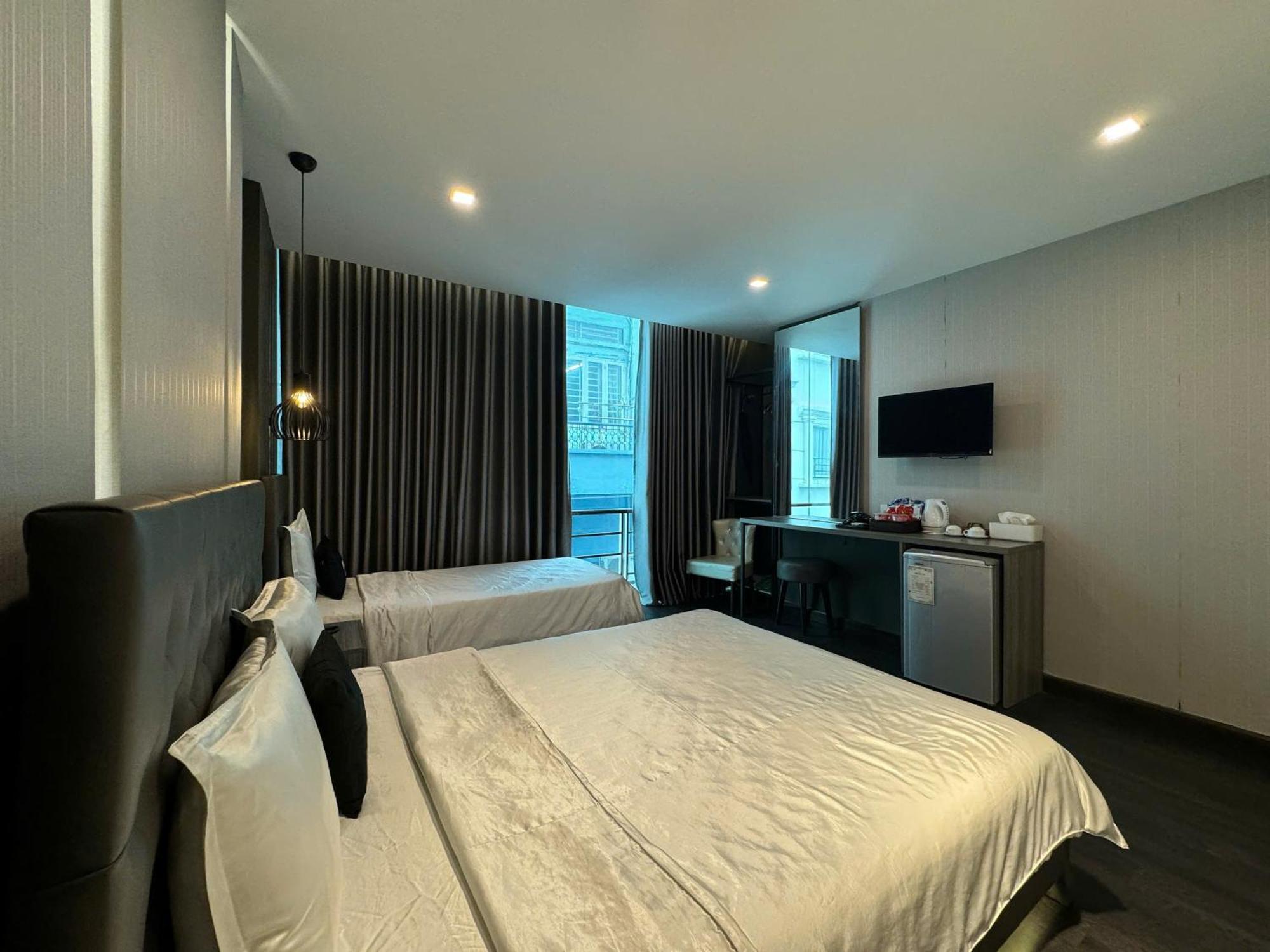 M&h Lux Ho Chi Minh City