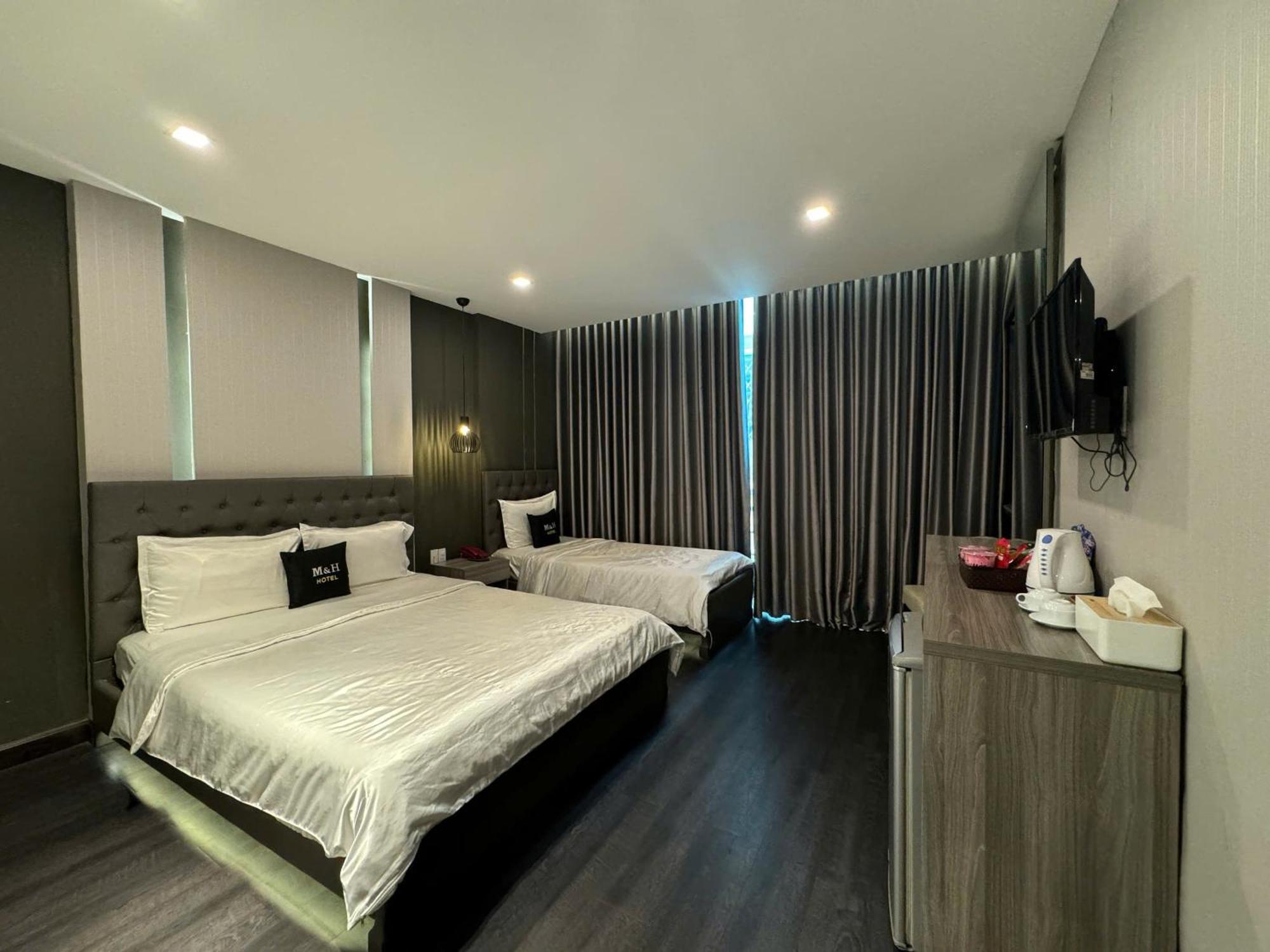 Hotel M&h Lux
