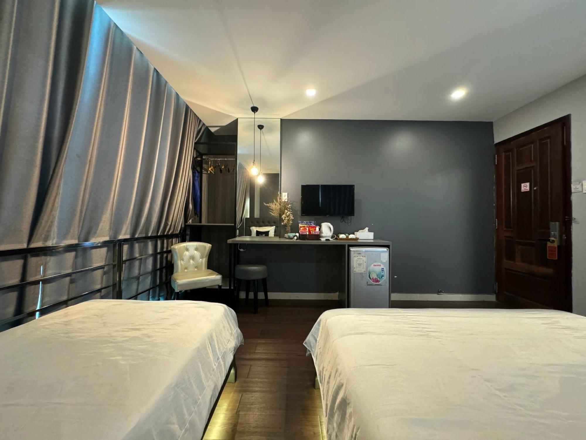 M&h Lux Hotel