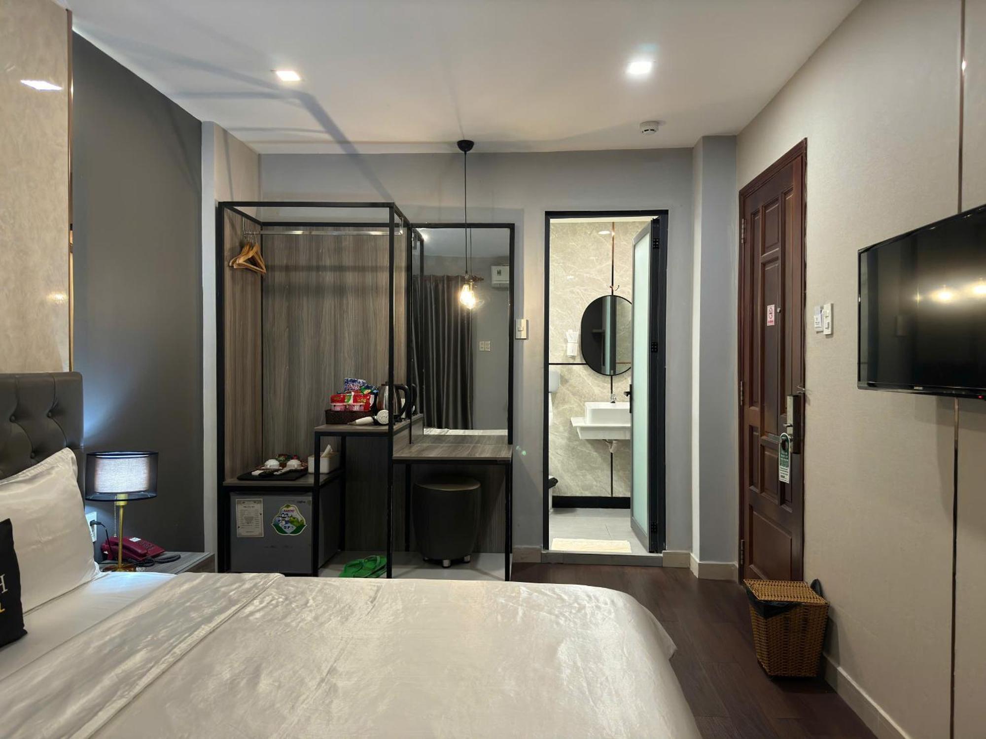 M&h Lux Hotel 3*