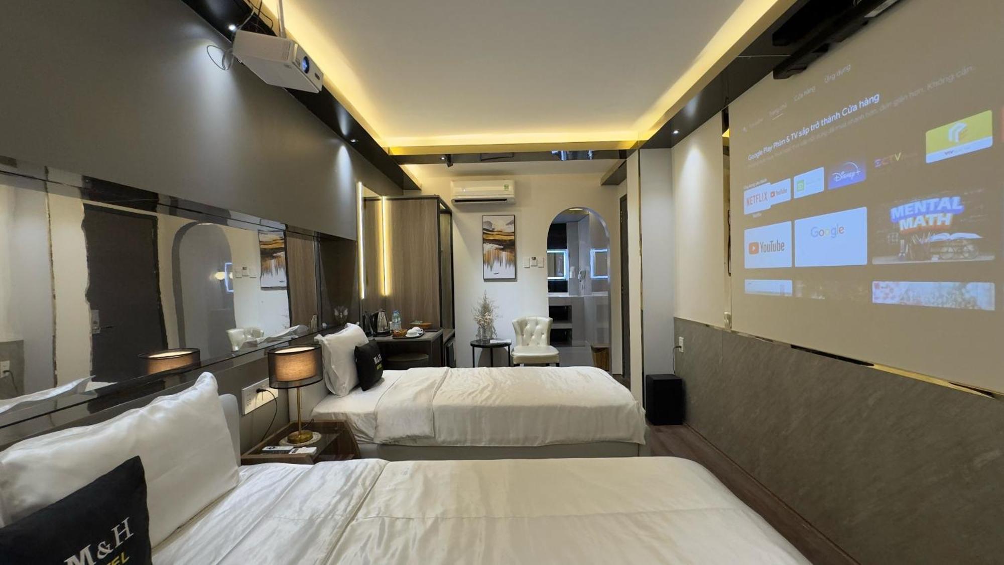 Hotel M&h Lux