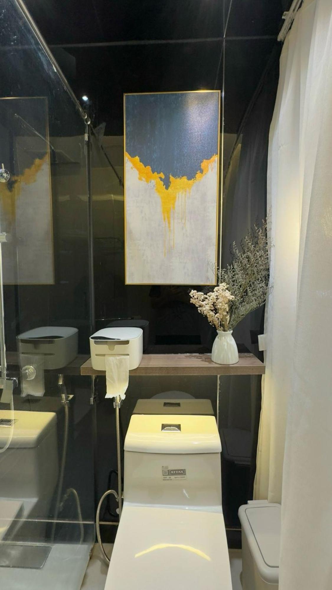 M&h Lux Hotel 3*