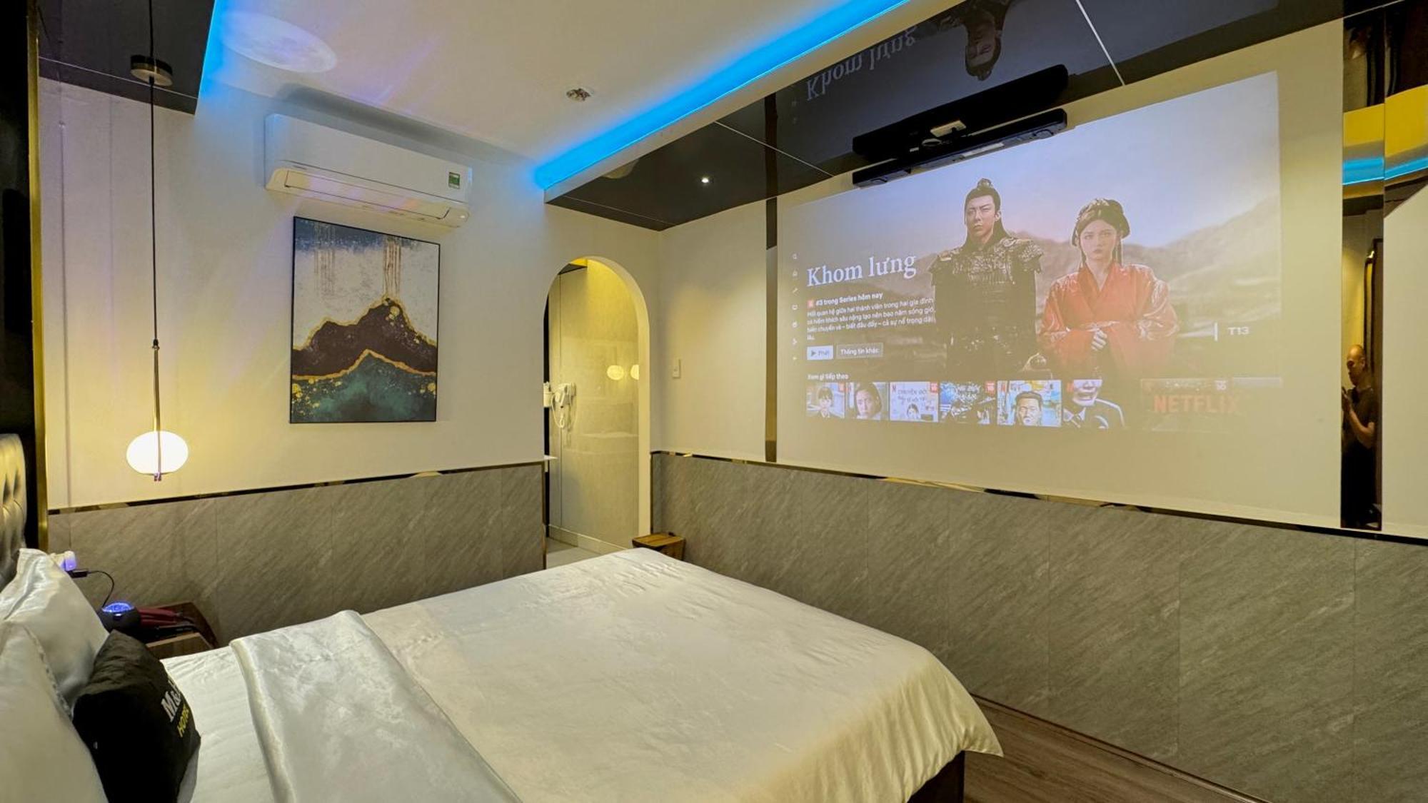 M&h Lux Khách sạn TP. Hồ Chí Minh