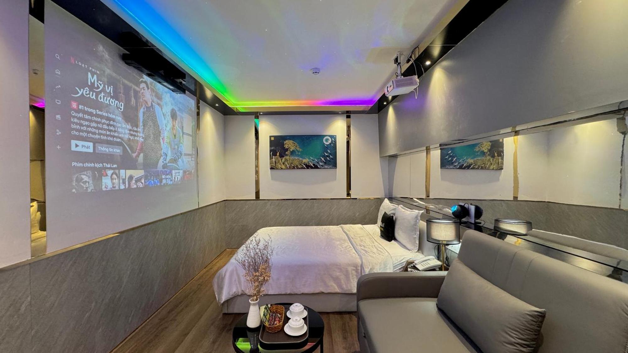 M&h Lux 3*