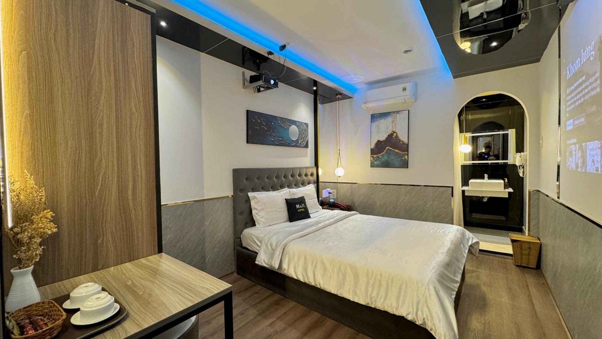 M&h Lux 3*